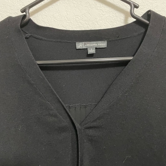 Adrianna Papell Solid Black Long Sleeve Button-Up
Blouse, Size Small - Picture 5 of 15